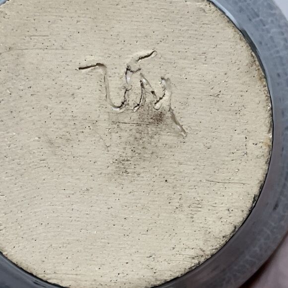 Beautiful Studio Pottery Pot Planter Vase Blue Crackle Glaze Beach Signed VM - Picture 7 of 7